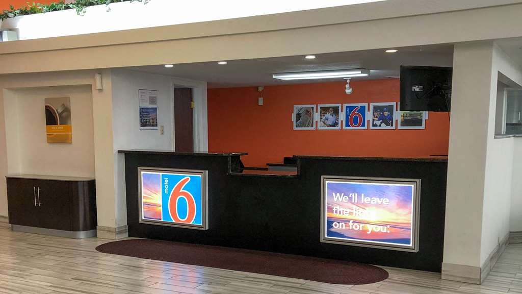 Motel 6 Daytona Beach FL Speedway - photo 15