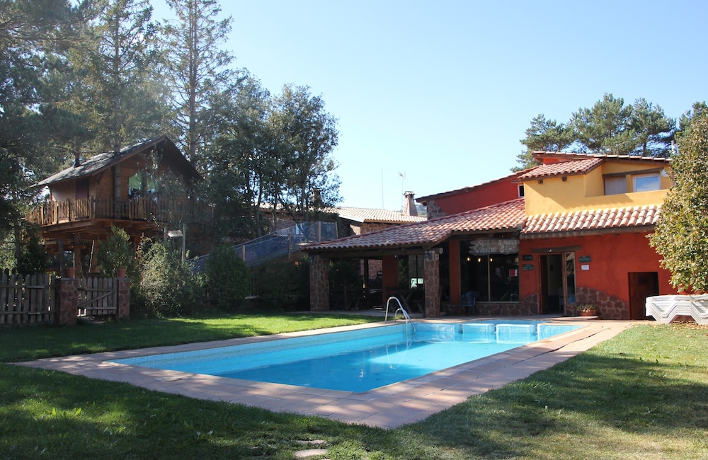 Xalet de Prades - carbon neutral hotel in Prades