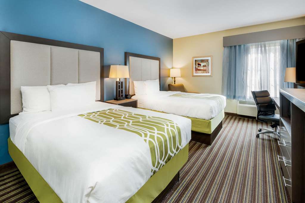 La Quinta Inn & Suites by Wyndham Broussard Lafayette Area - photo 13