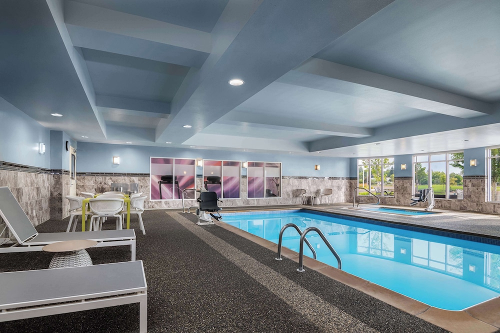 Hilton Garden Inn Great Falls - photo 52