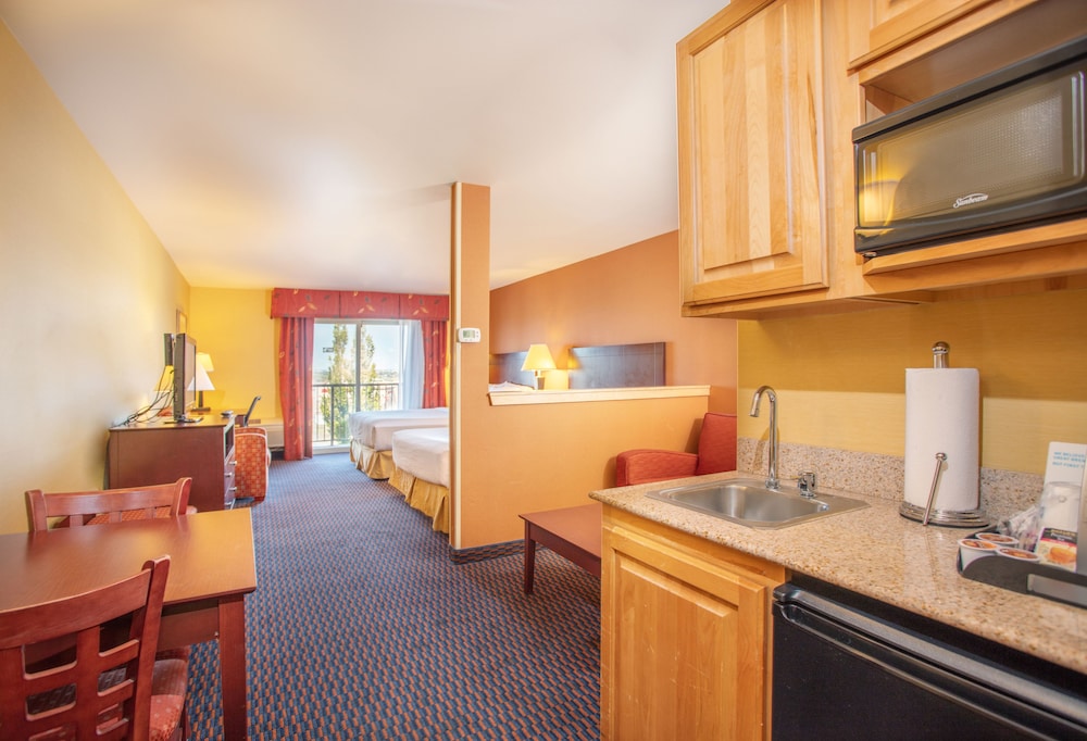 Holiday Inn Express & Suites Richland by IHG - photo 9