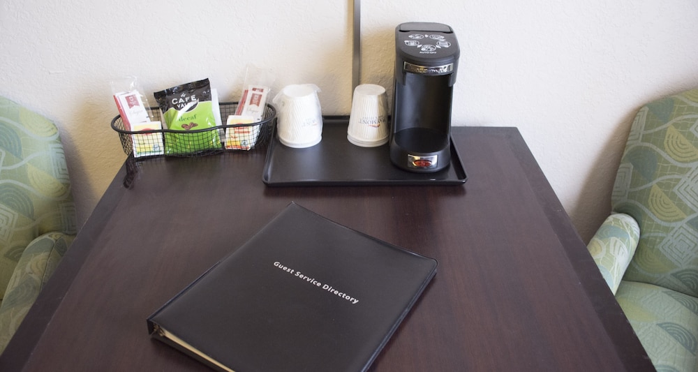 Baymont by Wyndham East Windsor Bradley Airport - photo 17