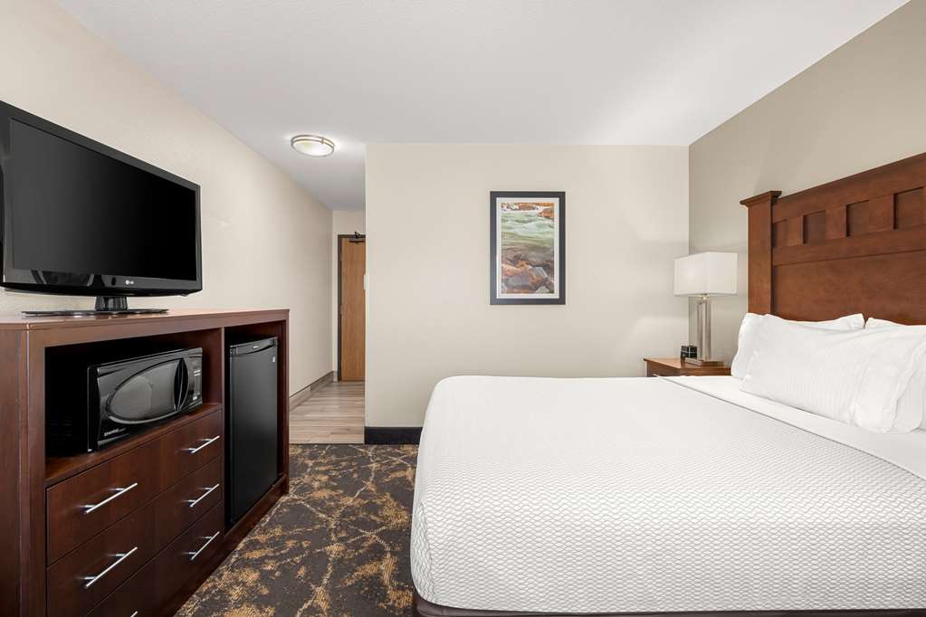La Quinta Inn & Suites by Wyndham Grants Pass - photo 16