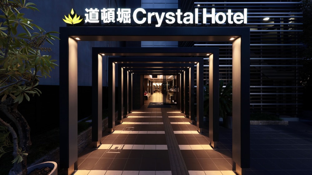 Doutonbori Crystal Hotel - last minute hotel in Osaka