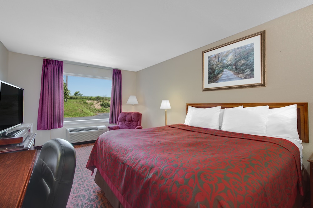 Express Inn Harrisburg South New Cumberland - photo 10