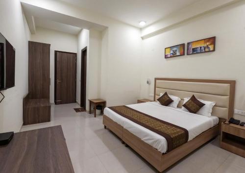Hotel The Luxem — Gurgaon — photo 4