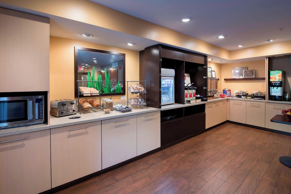 TownePlace Suites by Marriott Atlanta Alpharetta - photo 22