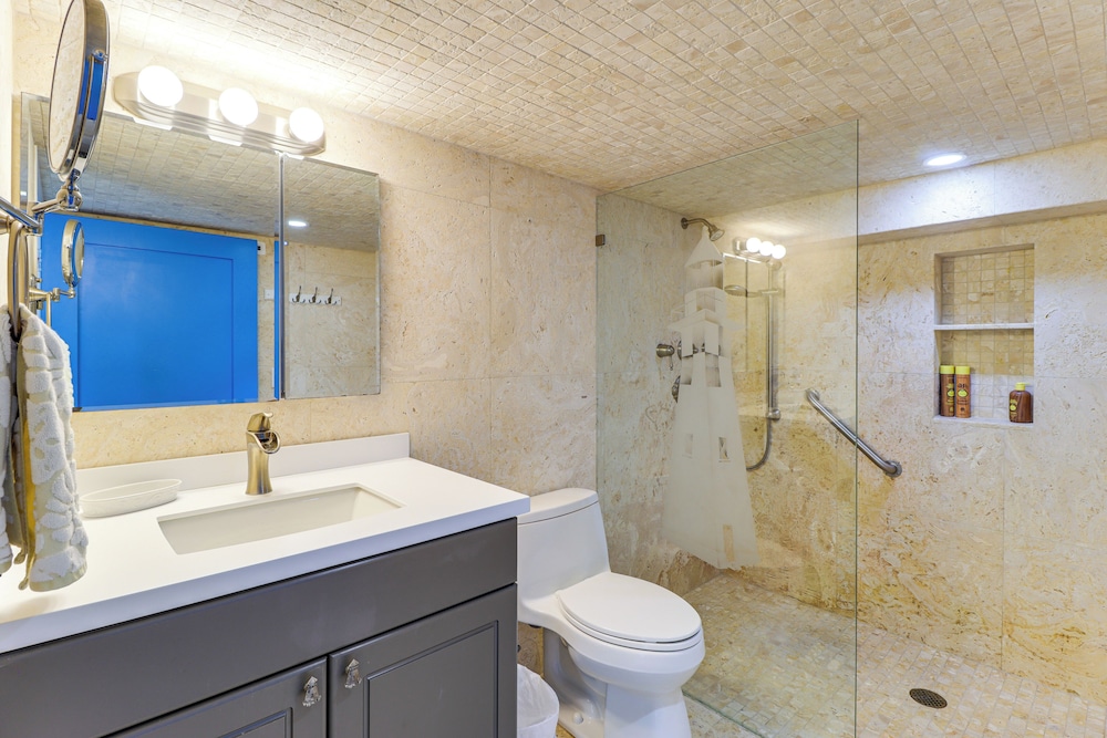 1 Mi to Dtwn: Oceanfront Gem w Resort Amenities - photo 35