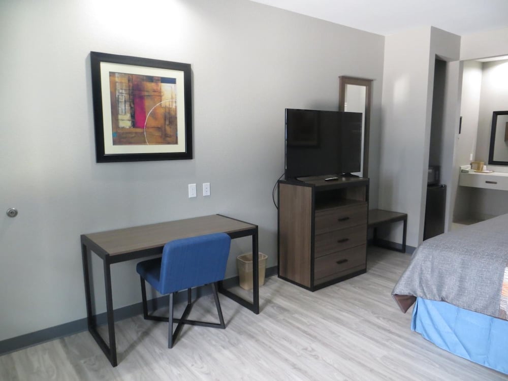 Haven Inn & Suites Willowbrook - photo 15