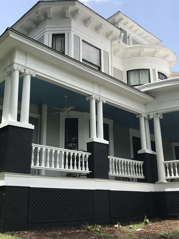 Edwardian Inn - photo 46