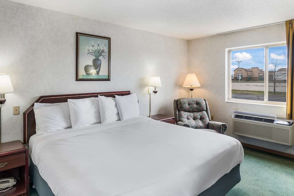 Americas Best Value Inn Wenona - photo 20