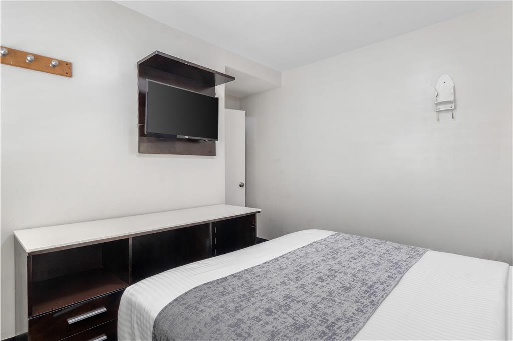 SureStay Hotel by Best Western Beverly Hills West LA - photo 31