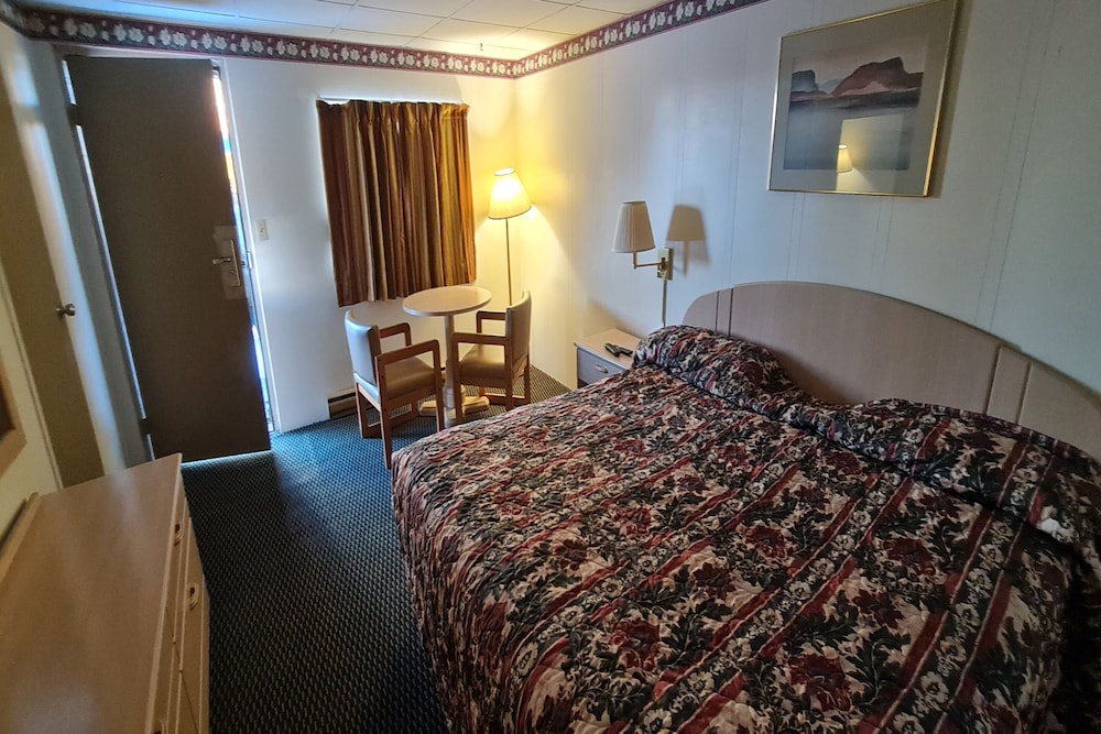 Dubois Manor Motel — Dubois