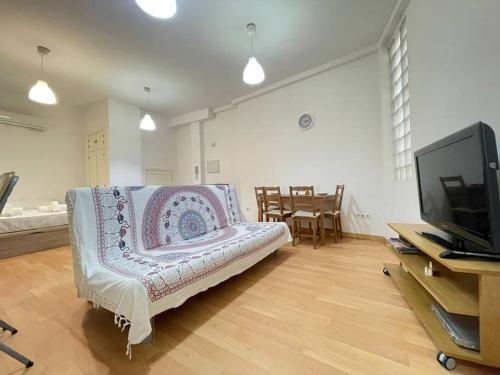 Nice Flat in Atarazanas Souv - carbon neutral hotel in Malaga