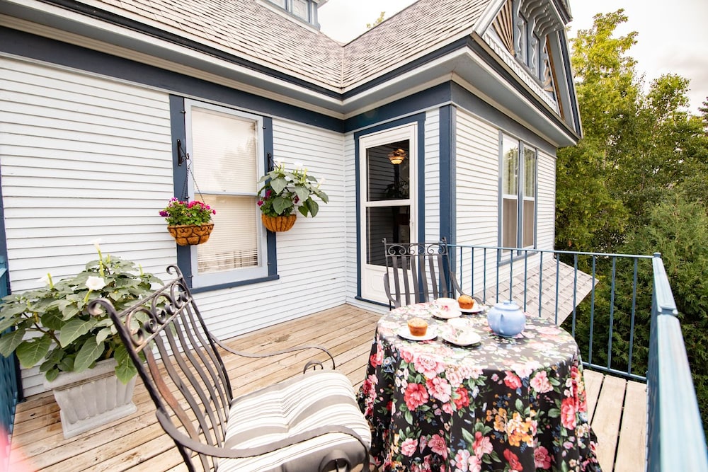 Garden Gate BnB - photo 9