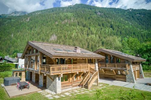 Chalets Asa 426 M2 in Chamonix-Mont-Blanc, France