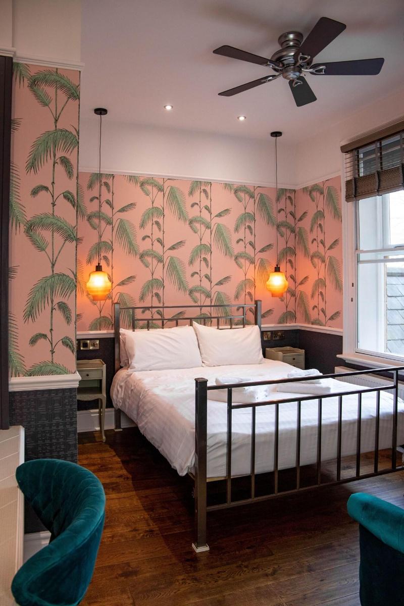 Crown Hotel Stamford — 4-Star Luxury Hotel in Stamford, United Kingdom
