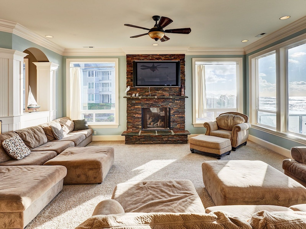 Admiral's Beach Retreat - photo 22