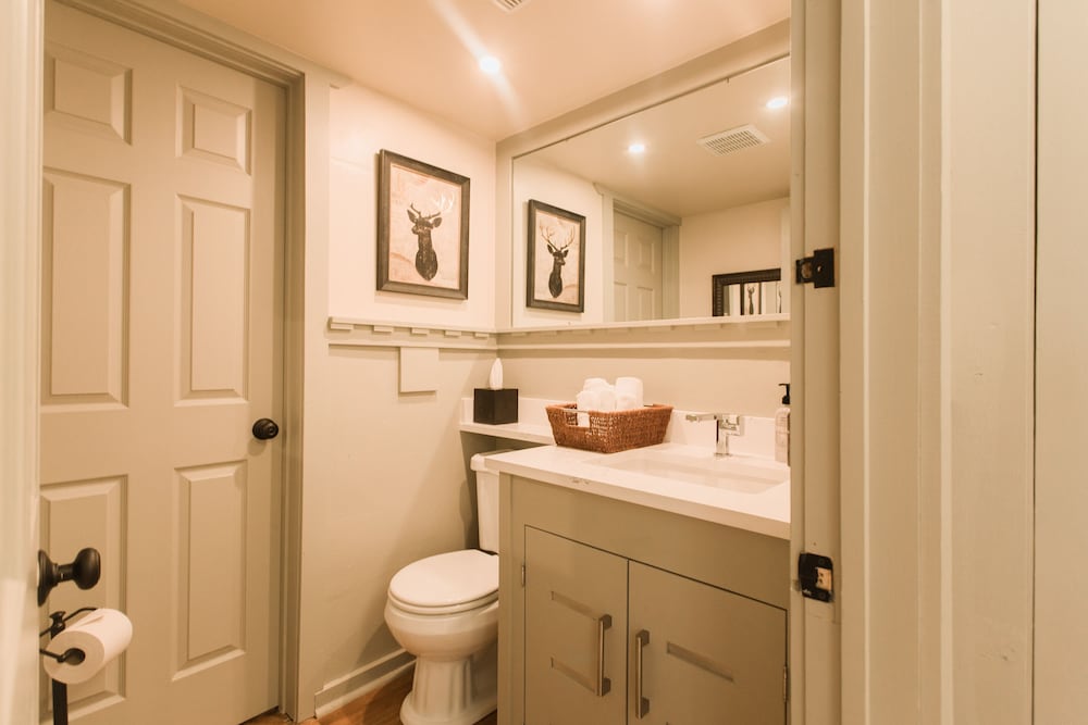 Highland Haven Creekside Inn - photo 120