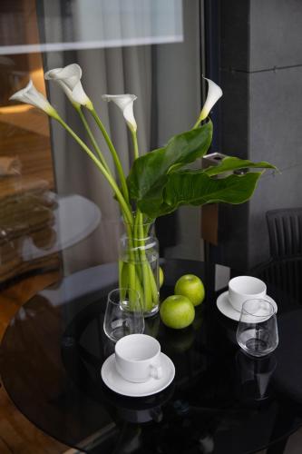 Onyx Palace DeLux