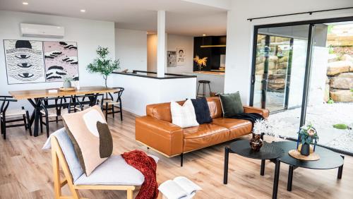 Amazing view Architech Home 8Minutes to Hobart CBD — 4-Star Luxury Hotel in Hobart, Australia