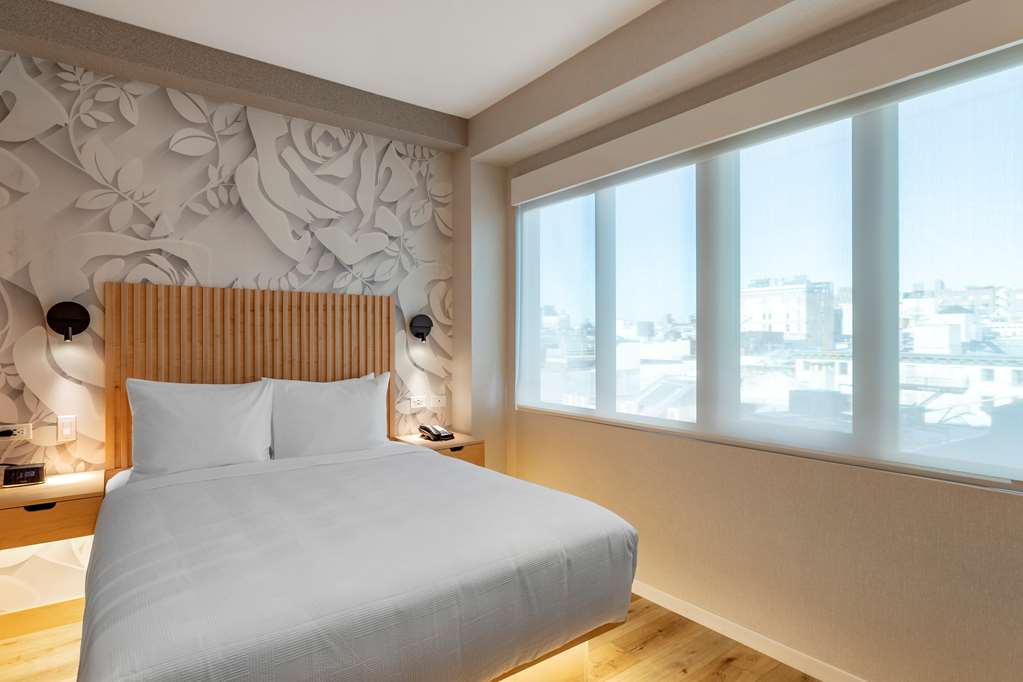 Best Western Plus Soho Hotel - photo 25