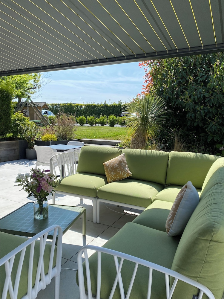 Hôtel Restaurant L Eskemm St Brieuc Trégueux in Saint-Brieuc, France