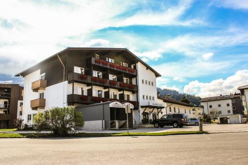 Hotel Alpenland — hotel in Wattens