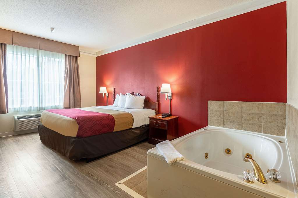 Econo Lodge Inn and Suites Douglasville GA - photo 10