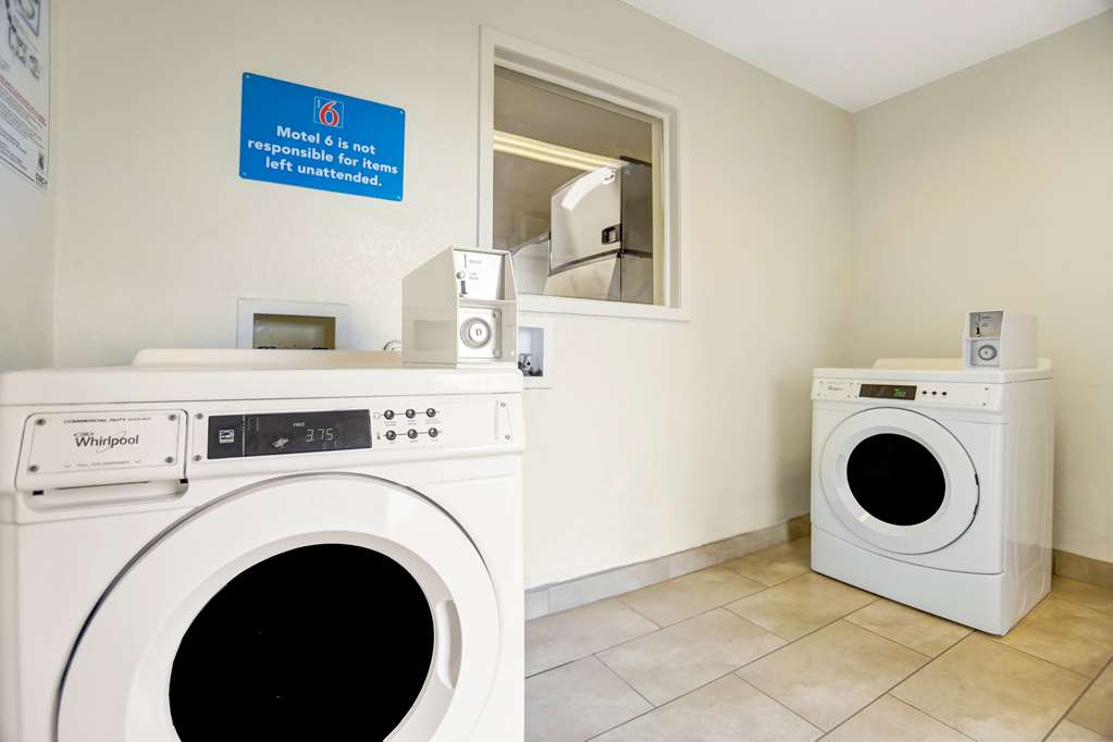 Motel 6 Grants NM - photo 24