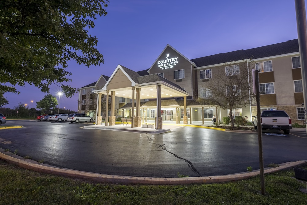 Holiday Inn Express & Suites Chicago Matteson an IHG Hotel - photo 43