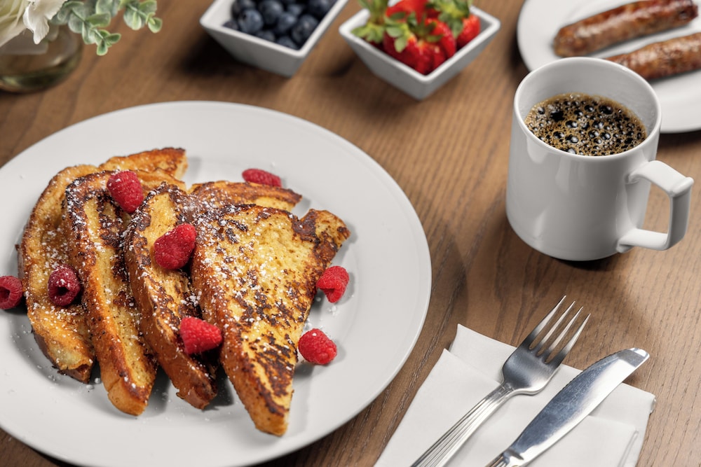 Hilton Garden Inn Arlington Shirlington - photo 49