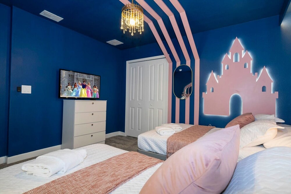 Ultimate Luxury Retreat star Wars Game Room More - photo 51