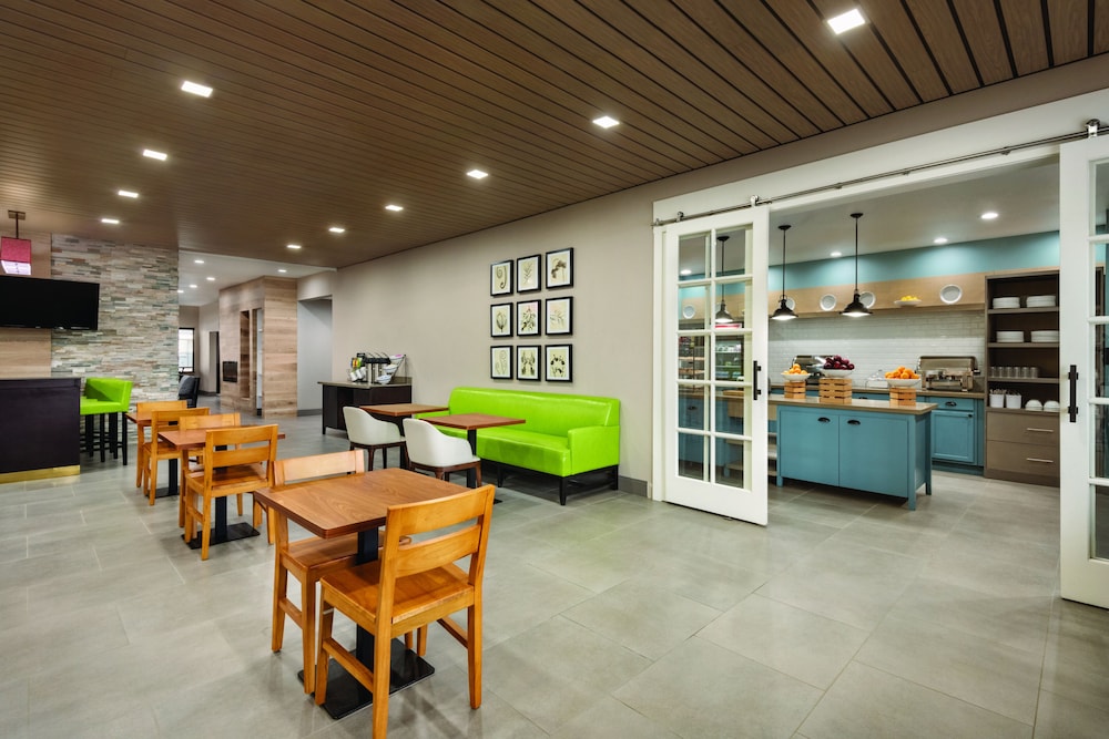 Country Inn & Suites by Radisson Oklahoma City Bricktown OK - photo 14