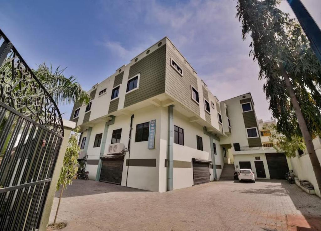 Kesar Residency - last minute hotel in Udaipur
