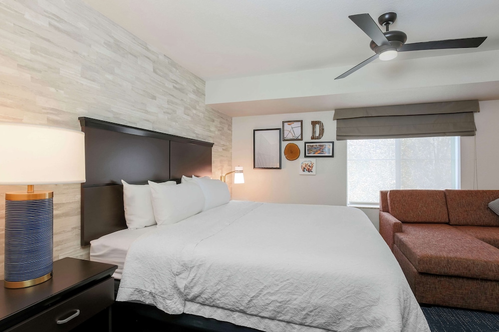 Hampton Inn & Suites Denver Tech Center - photo 14