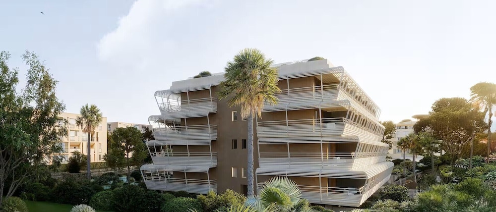 Hotel Ventura Saint Tropez Tapestry Collection By Hilton in Saint-Tropez, France