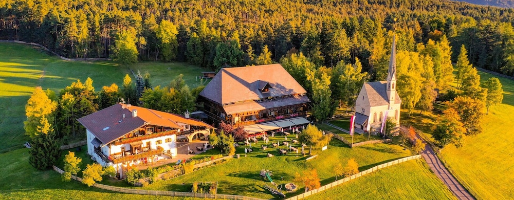 Hotel Ansitz Kematen S in Collalbo, Italy