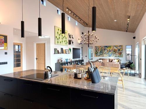 Bakkar Luxury Lodge