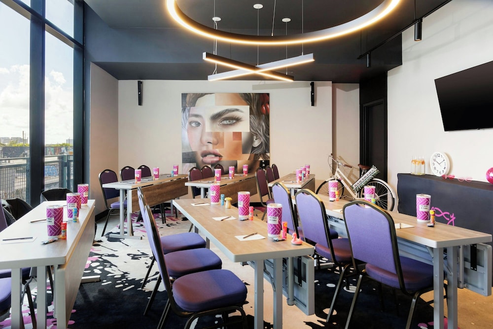 Moxy Miami Wynwood - photo 54