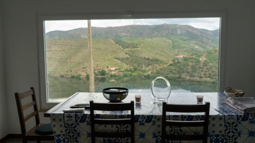 Rent4rest Douro River View Family Retreat 3Bd Apartment — 4-Star Luxury Hotel in Vila Nova De Foz Coa, Portugal