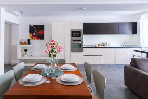 Unique&Spacious 2BR in Valletta Center by Arco Collection — 4-Star Luxury Hotel in Valletta, Malta