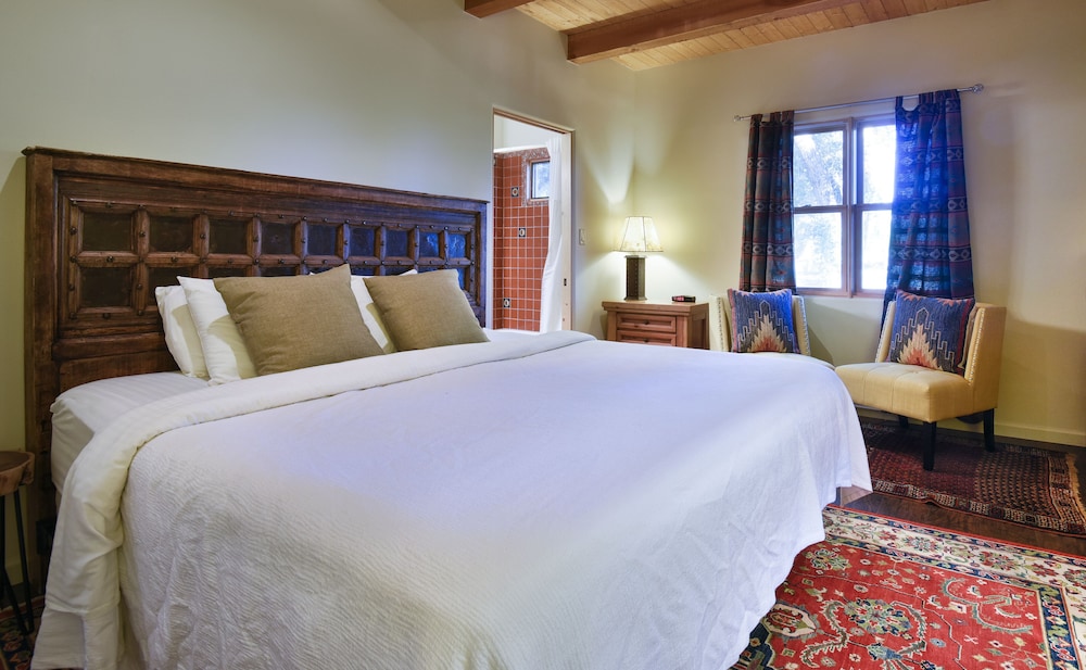 The Abiquiu Inn - photo 53