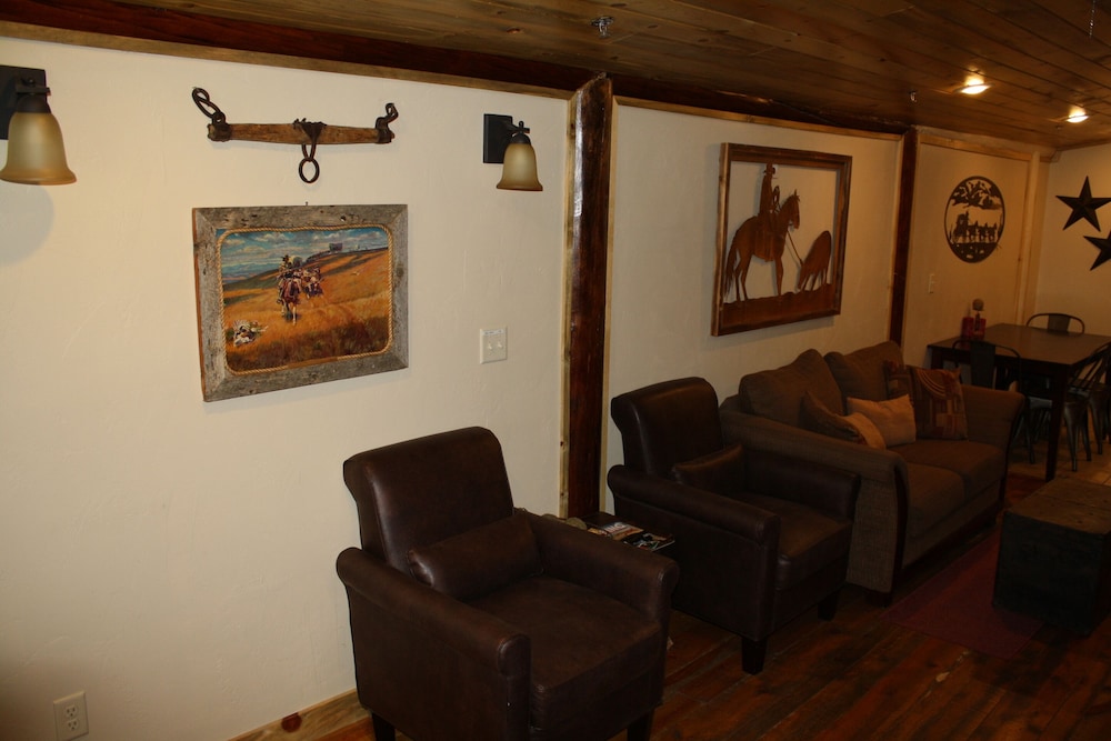 The Historic Wapiti Lodge - photo 63