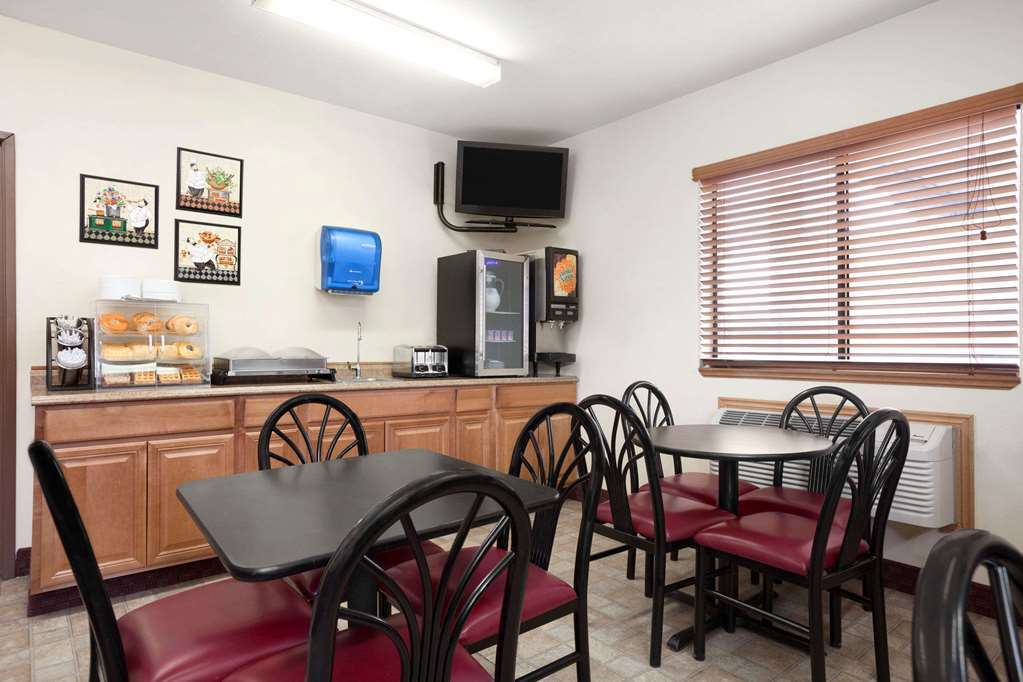 Travelodge by Wyndham Elko NV - photo 6