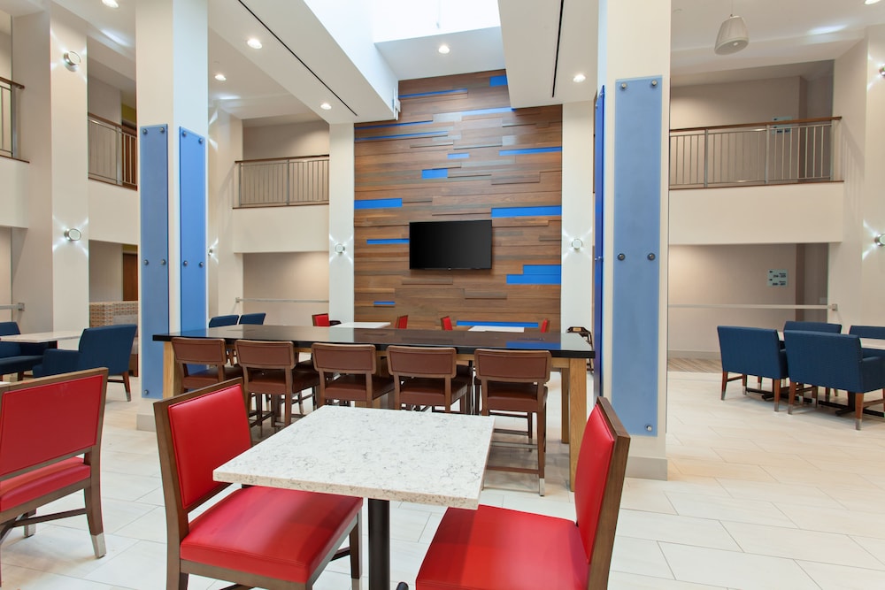 Holiday Inn Express West Los Angeles by IHG - photo 15