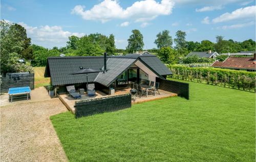 Stunning Home In Juelsminde With Wifi — 4-Star Luxury Hotel in None, Denmark