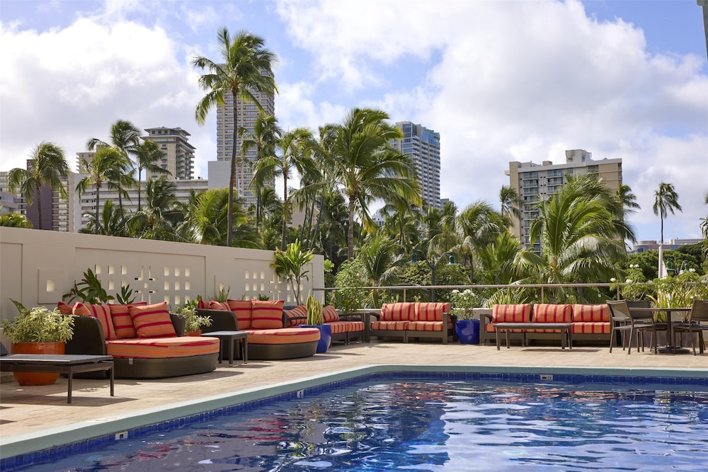 DoubleTree by Hilton Hotel Alana Waikiki Beach - photo 58