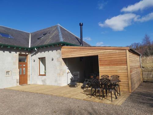 The Stables With Hot Tub — Cray