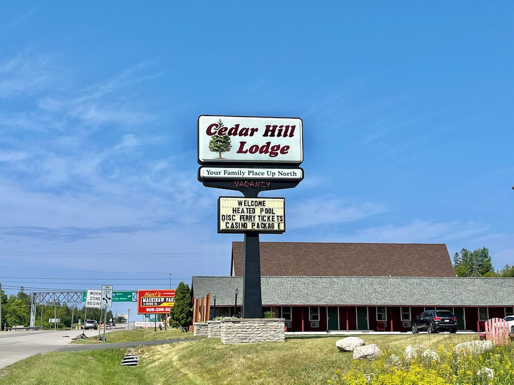 Cedar Hill Lodge - featured photo